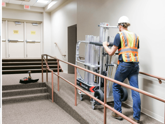 Examples of maintenance with PowerLift.